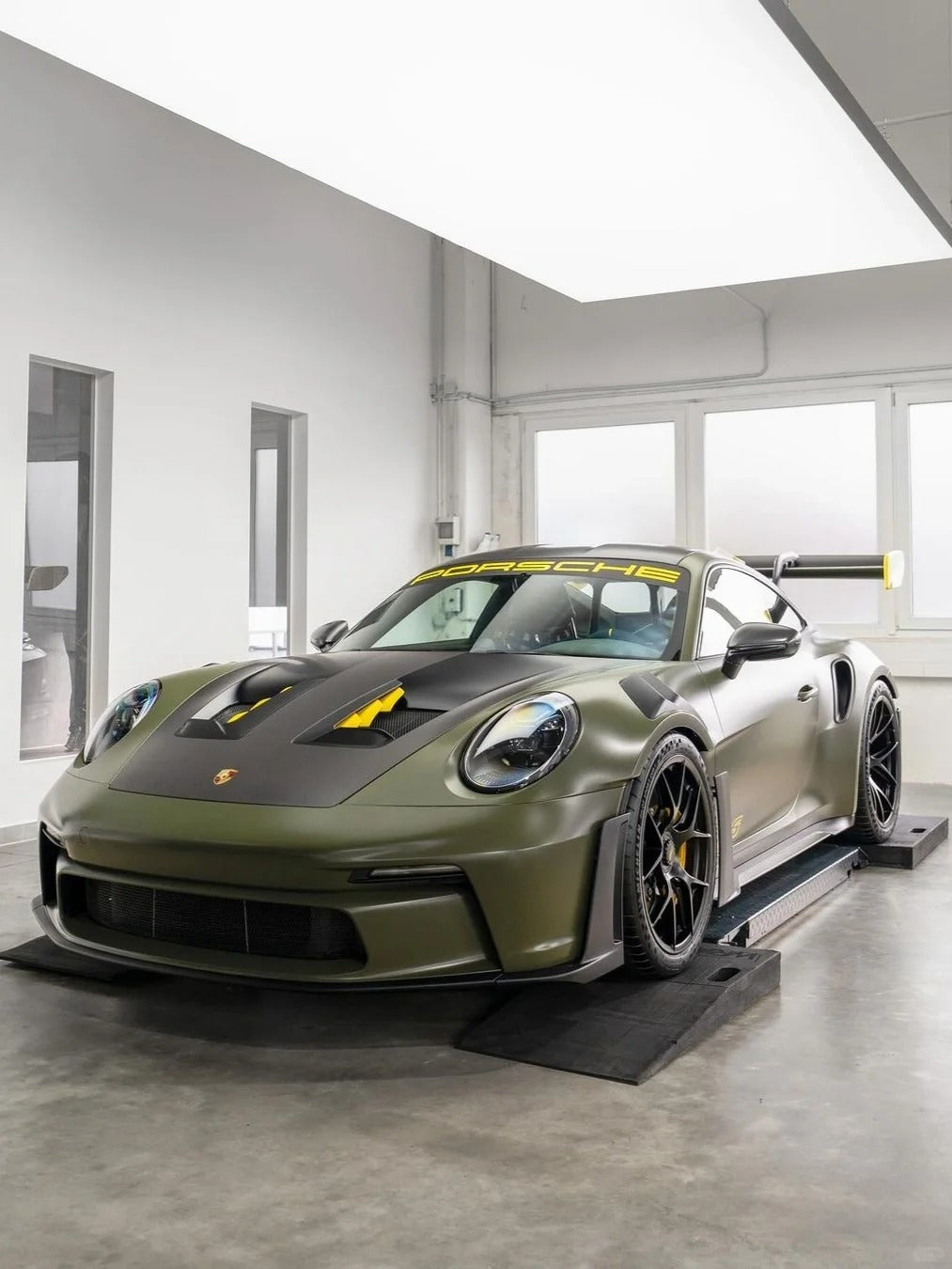 Satin Ultimate Khaki Green - Milliotone