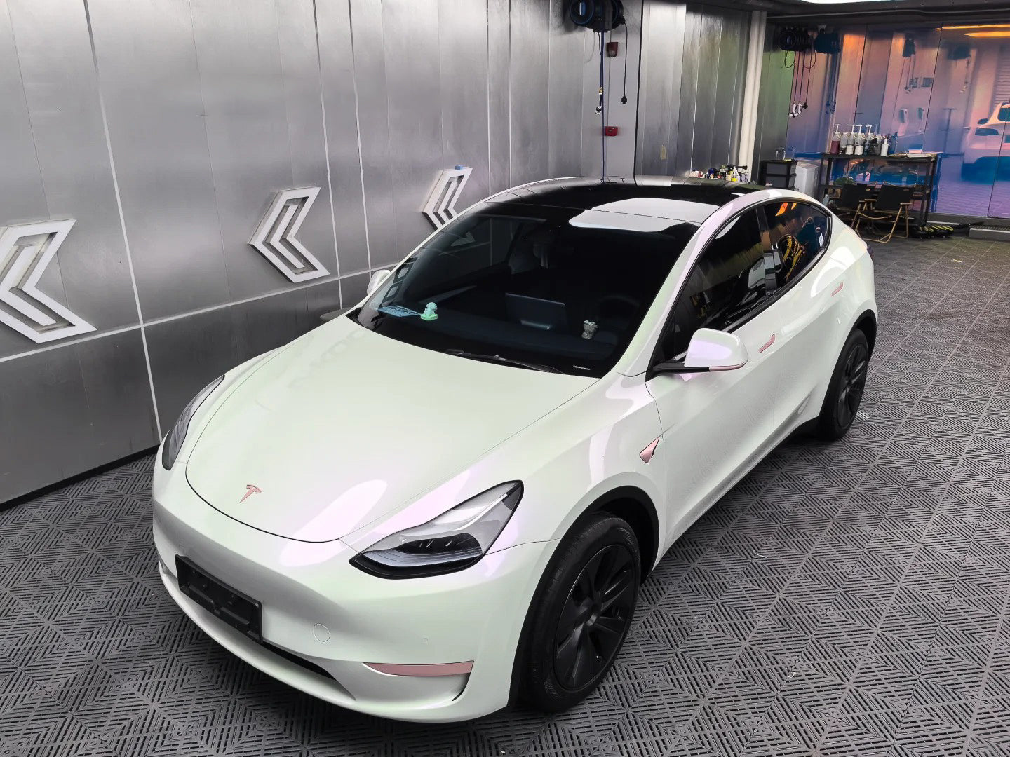 Gloss Iridescent White Purple - Milliotone