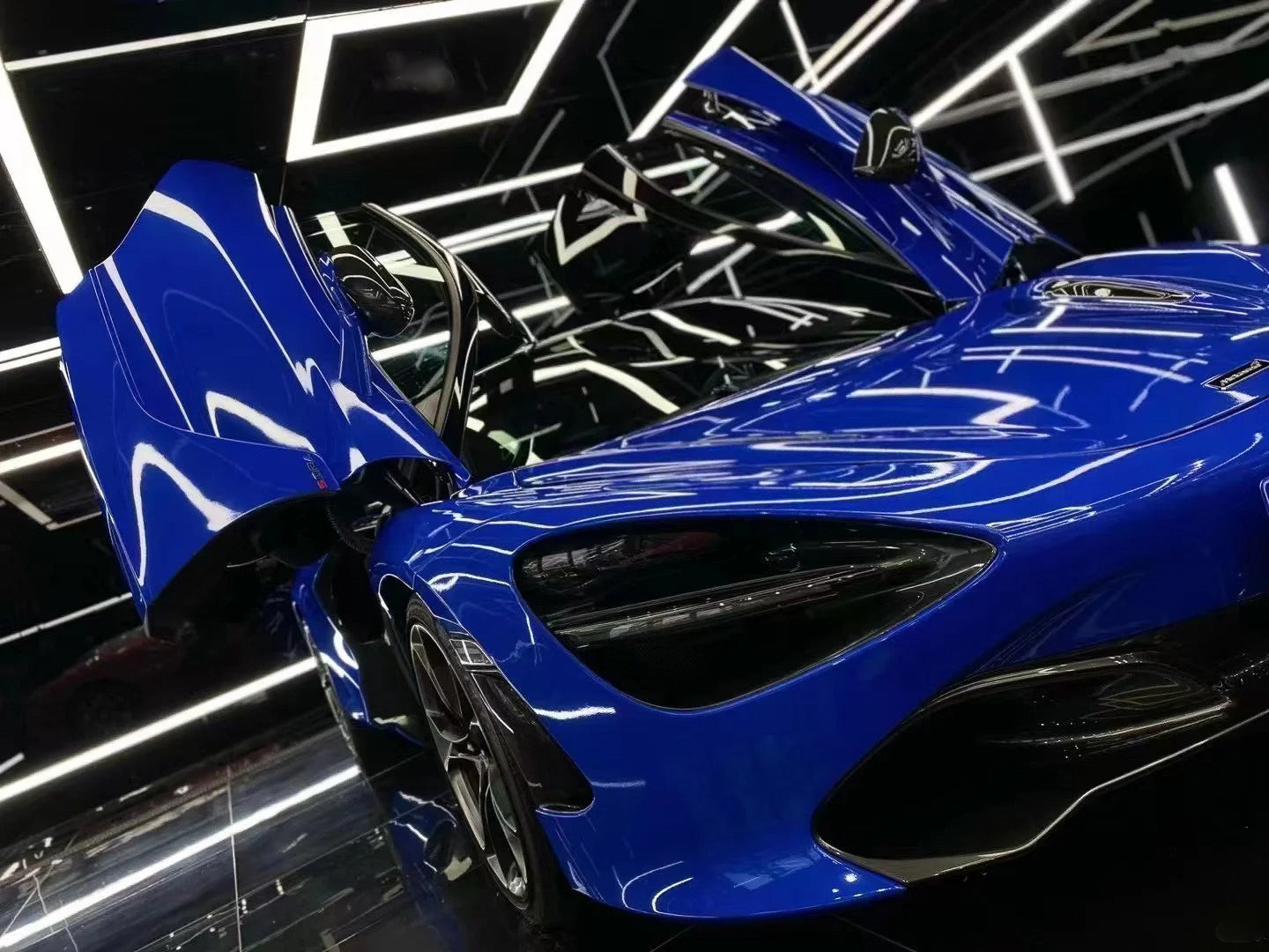 Gloss Deep Blue - Milliotone