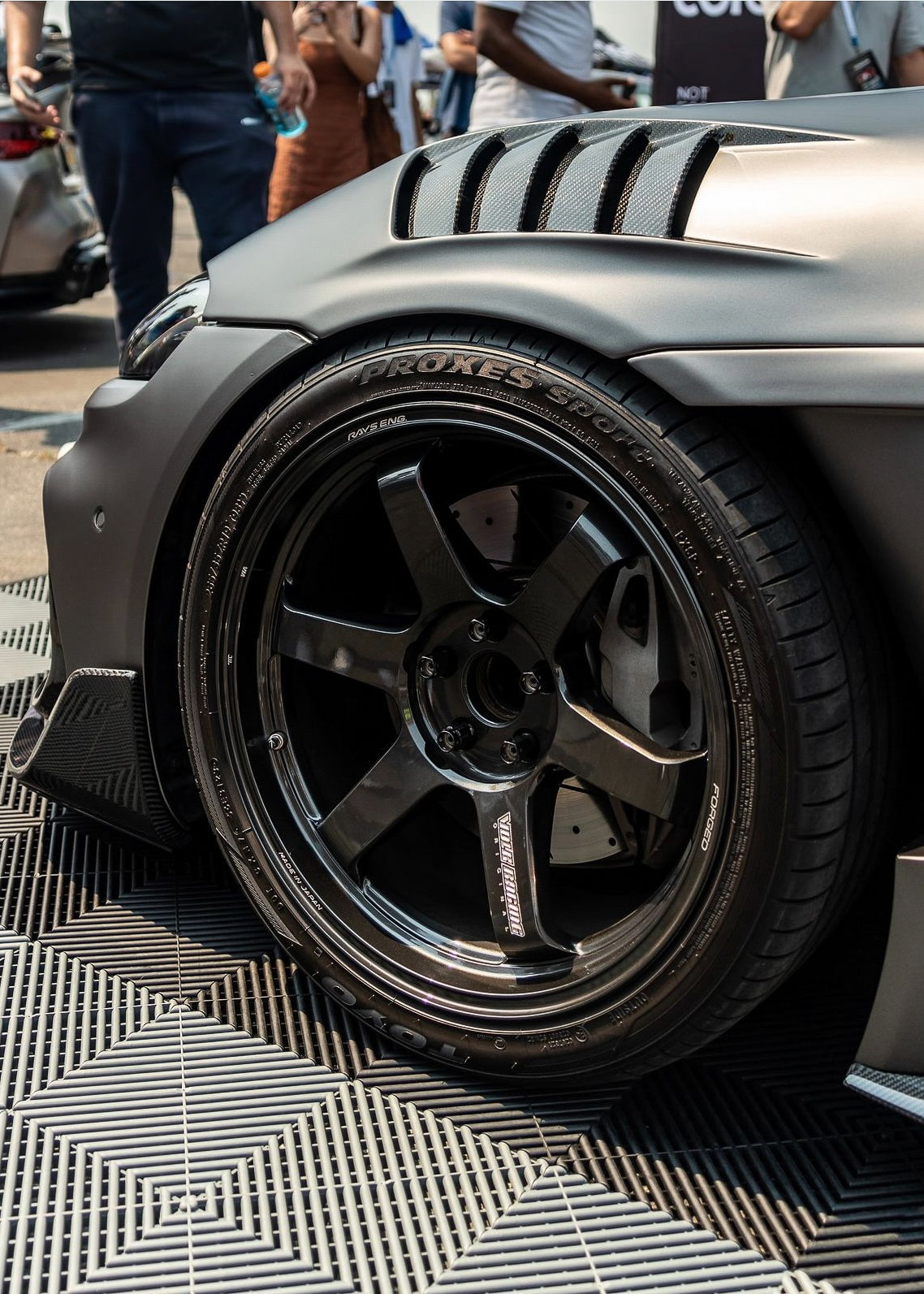 Satin Selenite Grey - Milliotone