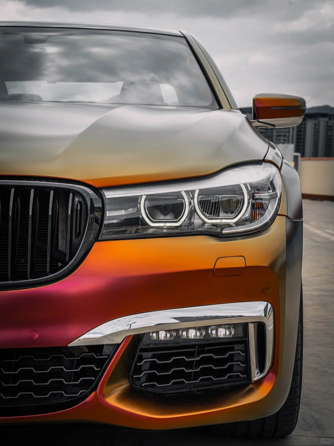 Satin Chameleon Rising Sun - Milliotone