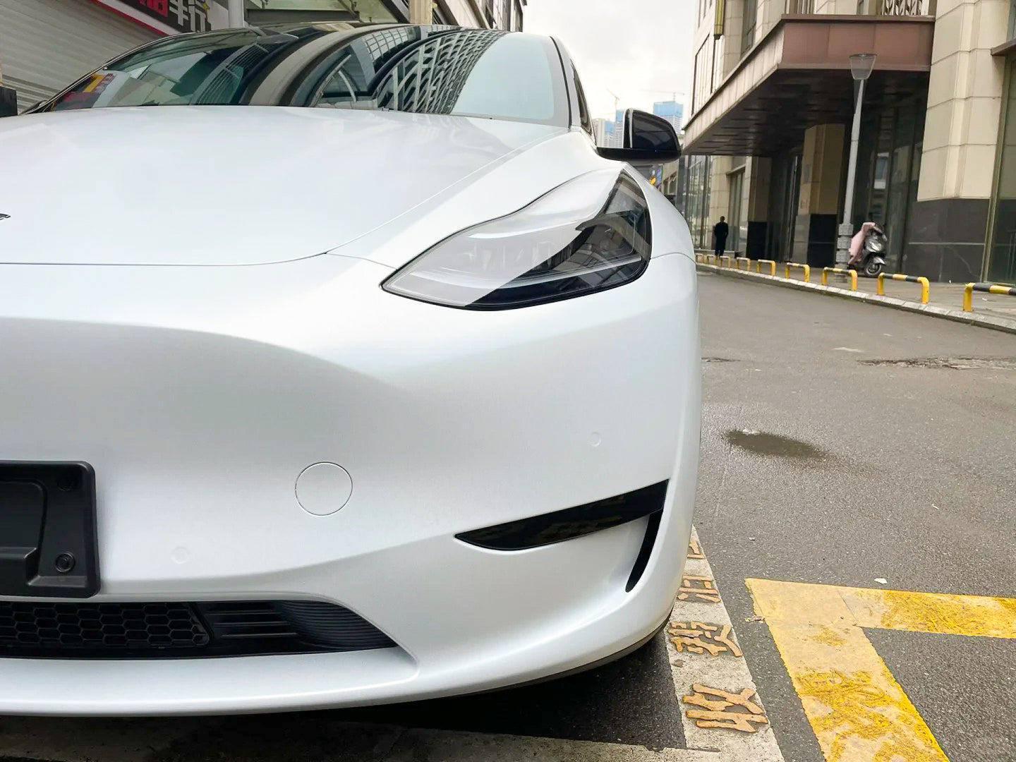 Satin Holographic White - Milliotone