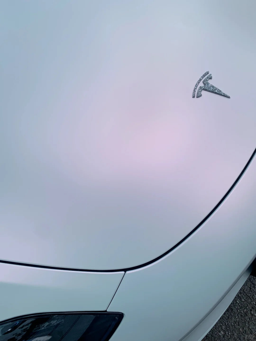 Satin Iridescent Whtie Iridescent Red - Milliotone