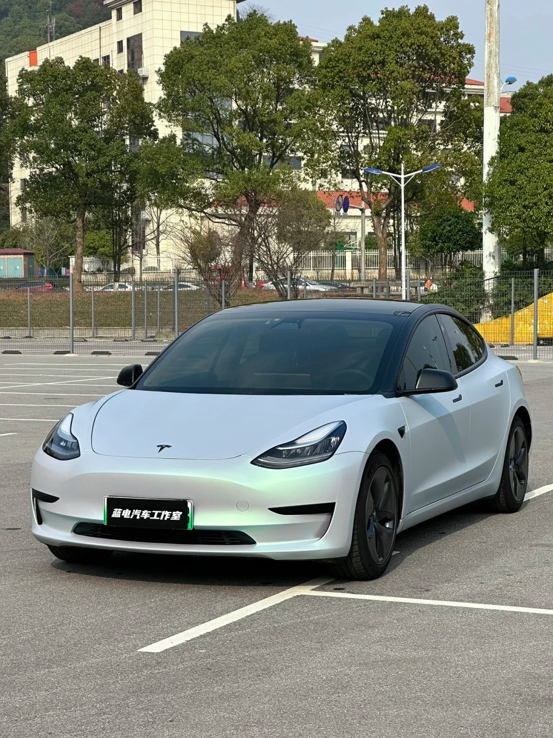 Satin Iridescent Fantastic Jade - Milliotone