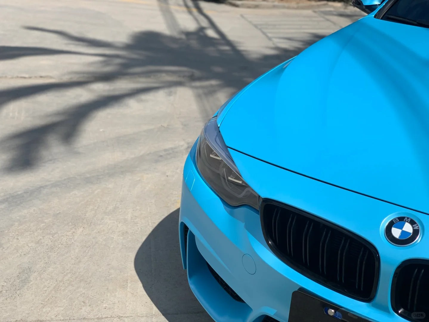 Satin Metallic Sky Blue - Milliotone