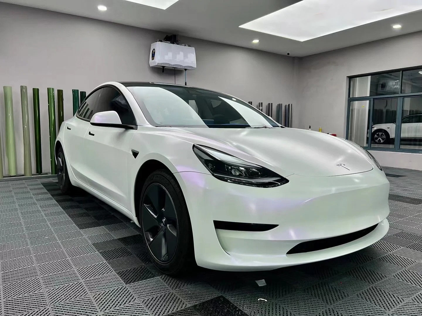 Satin Iridescent White Purple - Milliotone