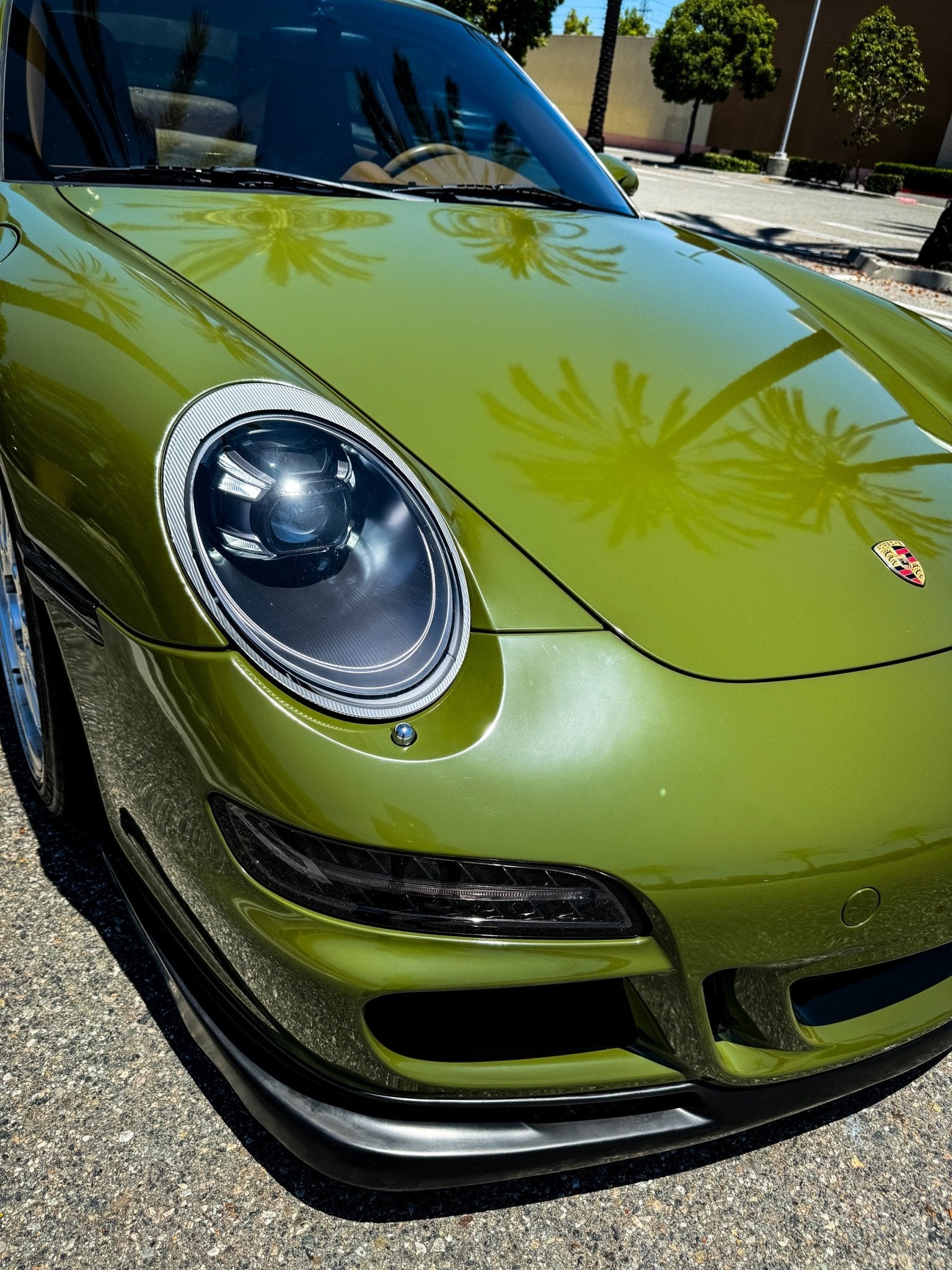 Super Gloss Battle Green - Milliotone car wrap vinyl film