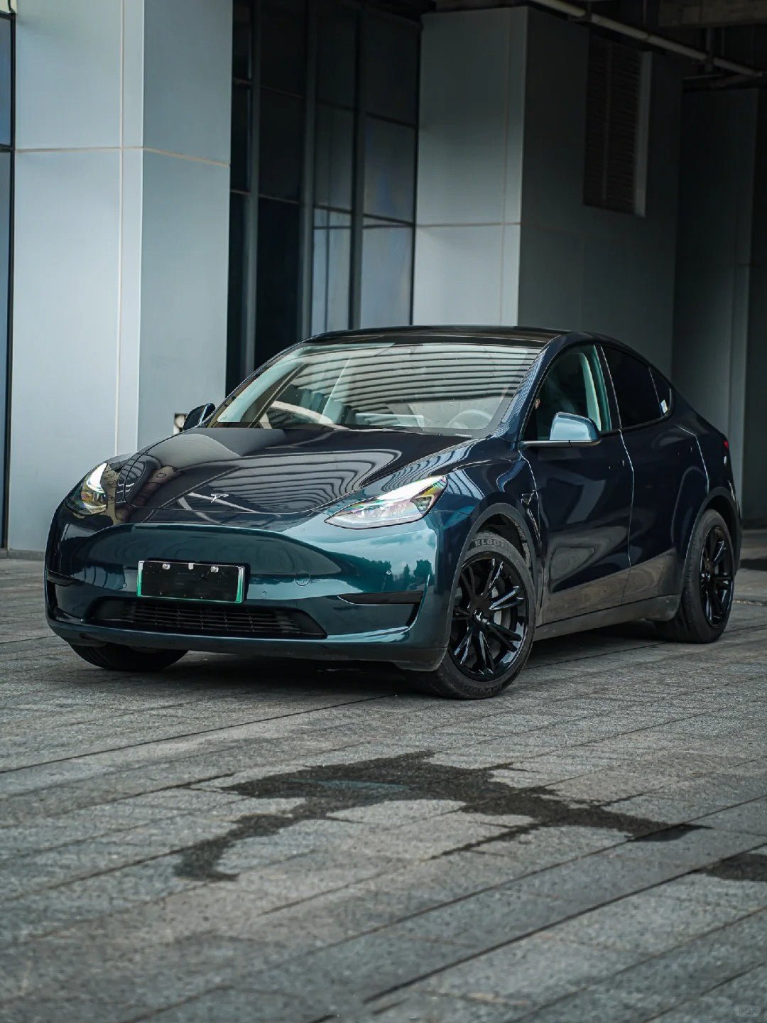 Super Gloss British Green - Milliotone car wrap vinyl film