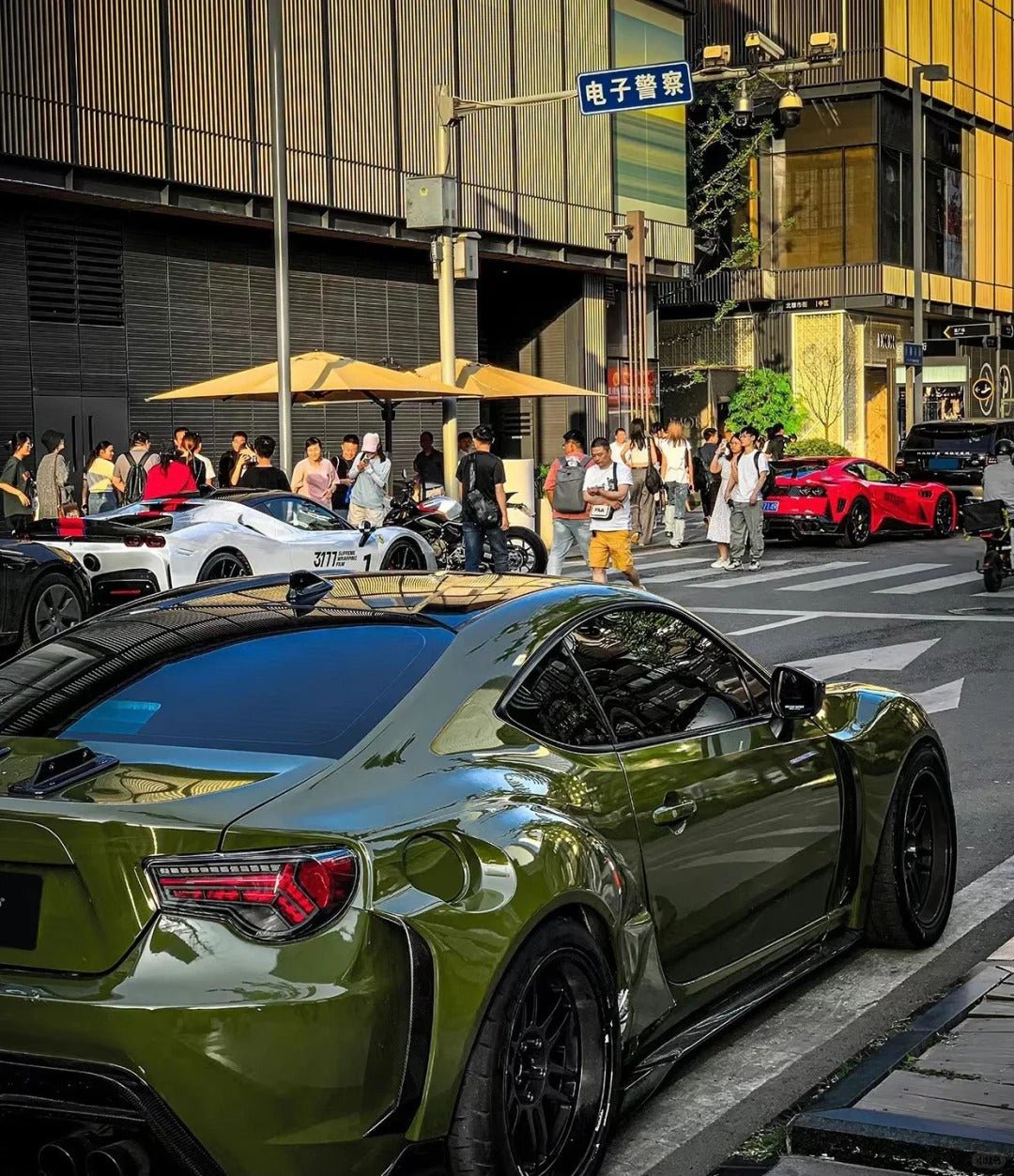 Super Gloss Military Green - Milliotone car wrap vinyl film