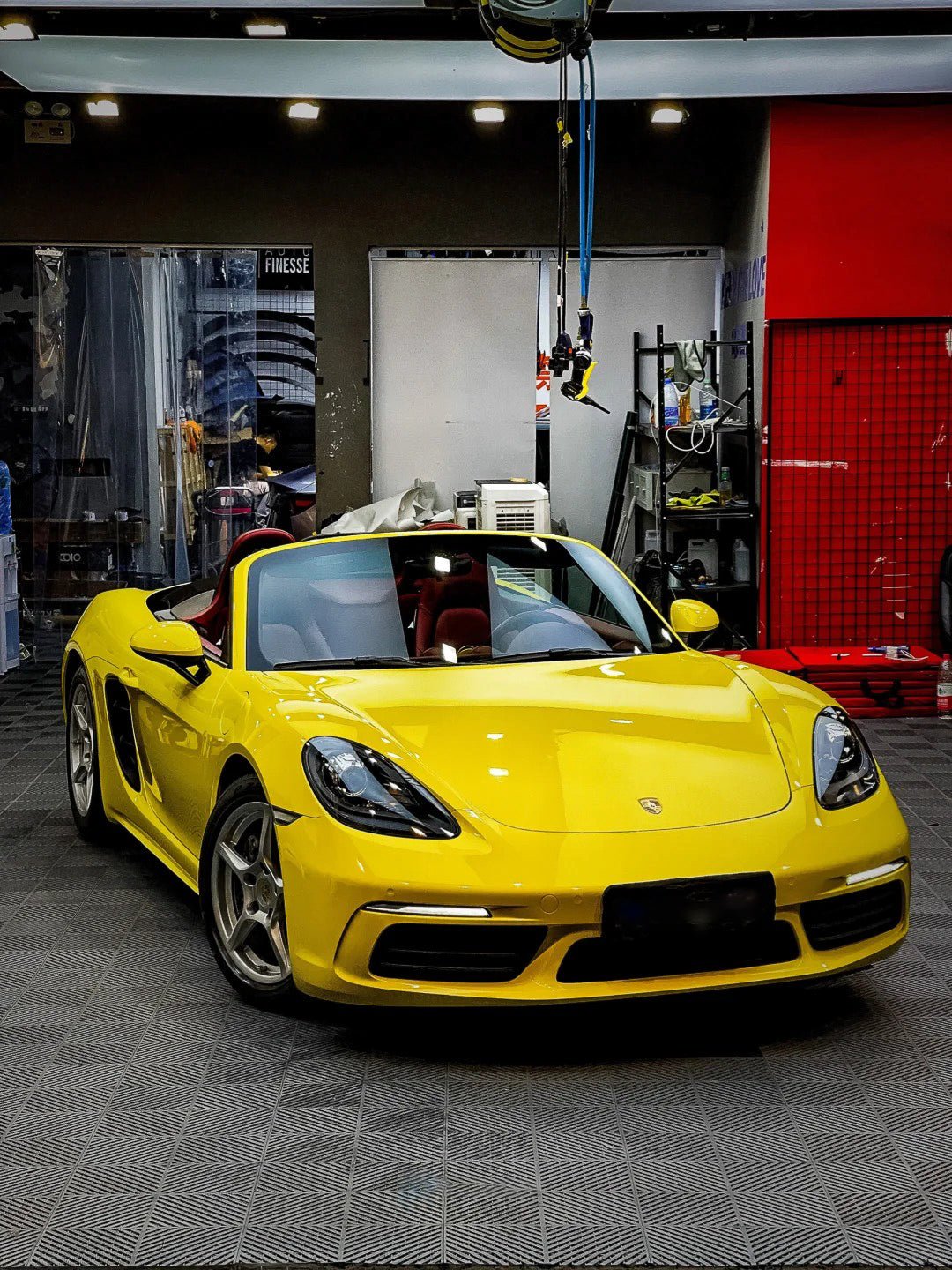 Super Gloss Vegas Yellow - Milliotone car wrap vinyl film