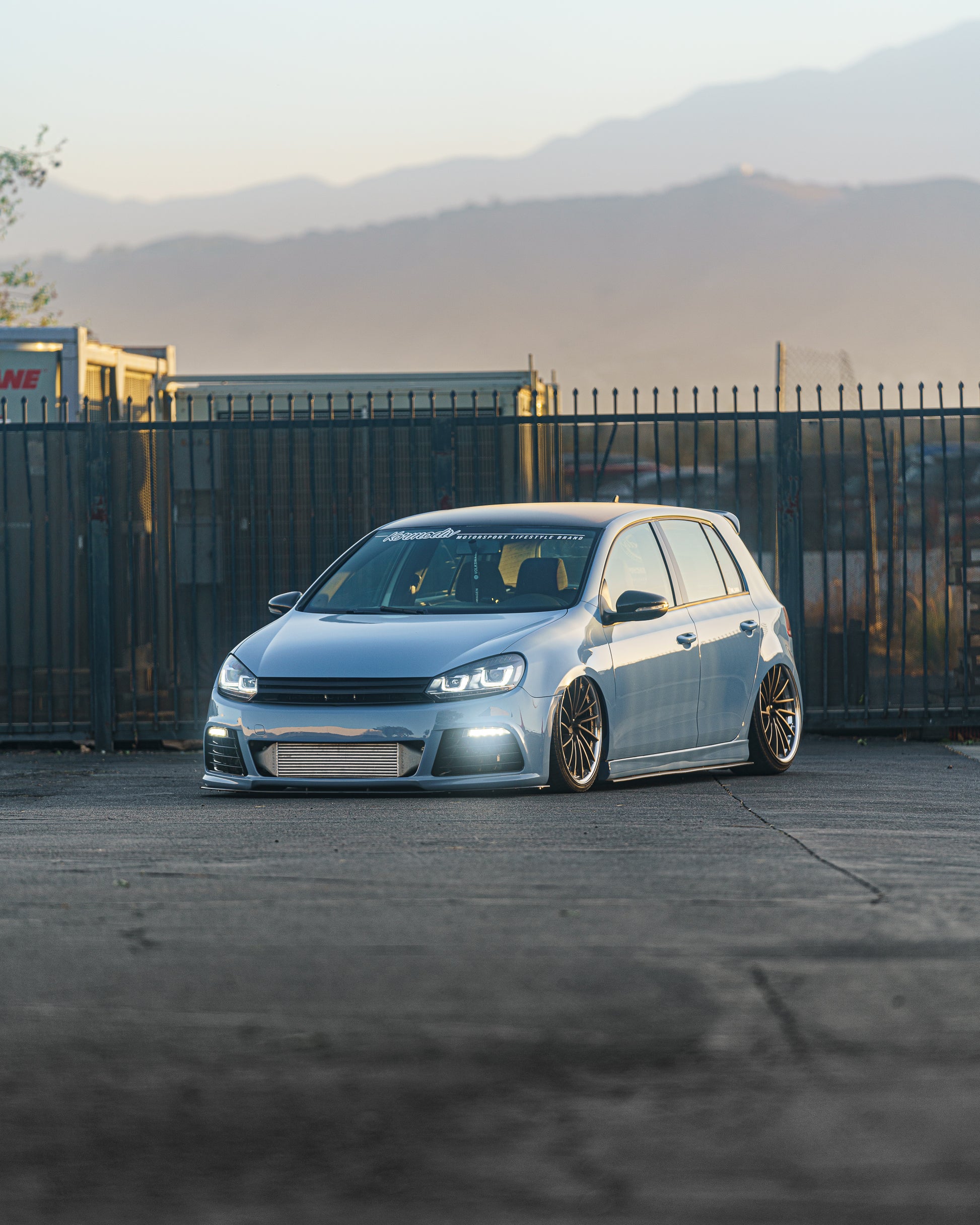 Super Gloss China Blue - Milliotone