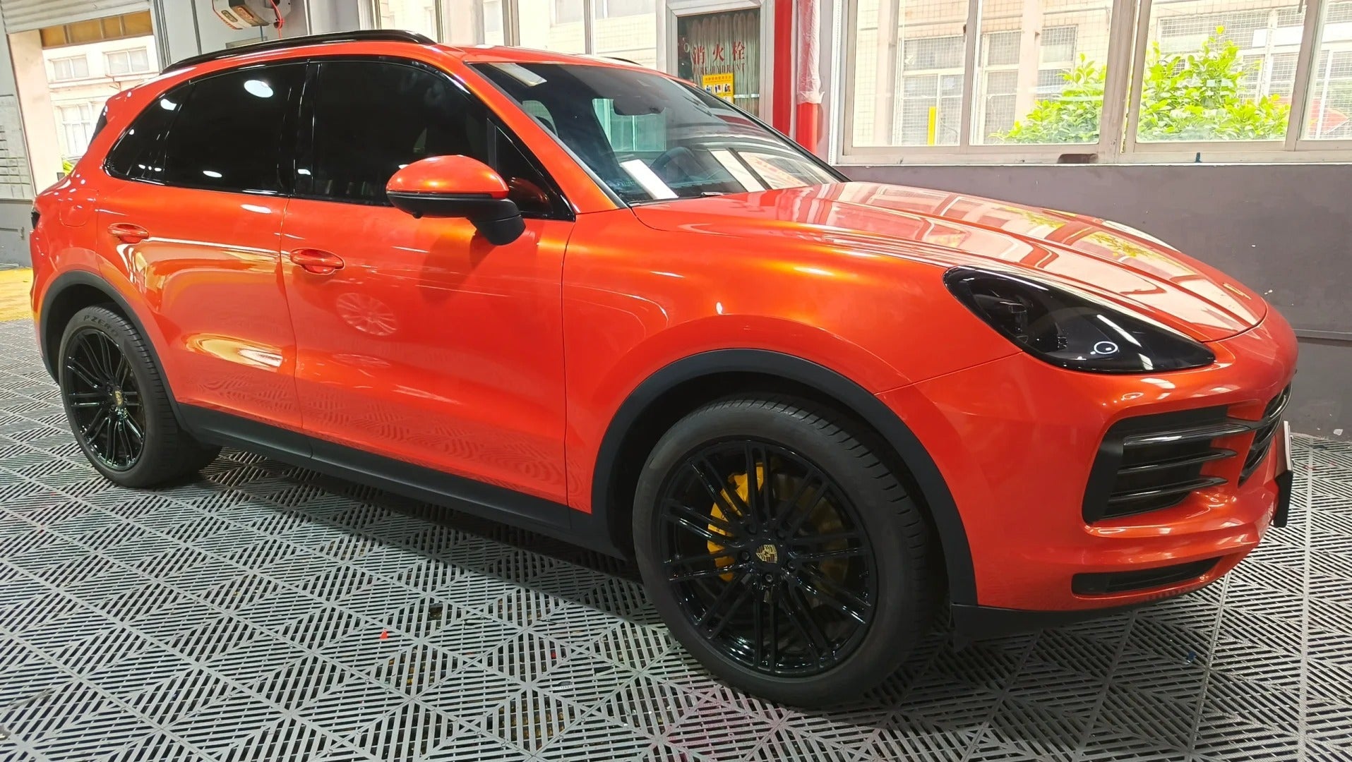 Gloss Metallic Bright Orange - Milliotone car wrap vinyl film