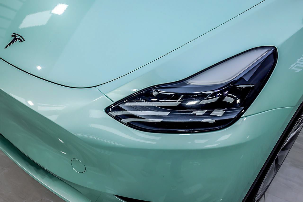Gloss Pearlescent Jade Mist - Milliotone car wrap vinyl film